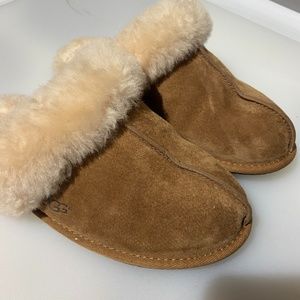 Ugg slippers